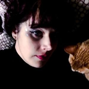 Meet your Posher, Deanna